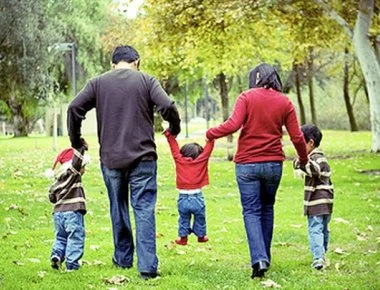 Άλλη μια προεκλογική «παροχή»: Αυξάνονται τα όρια ηλικίας διορισμού των τριτέκνων στο Δημόσιο